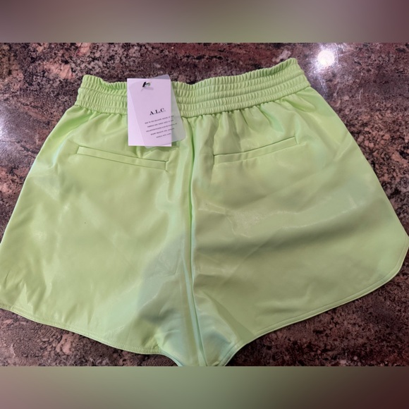 A.L.C Rex shorts, NWT, size 0, kick green - Picture 9 of 9